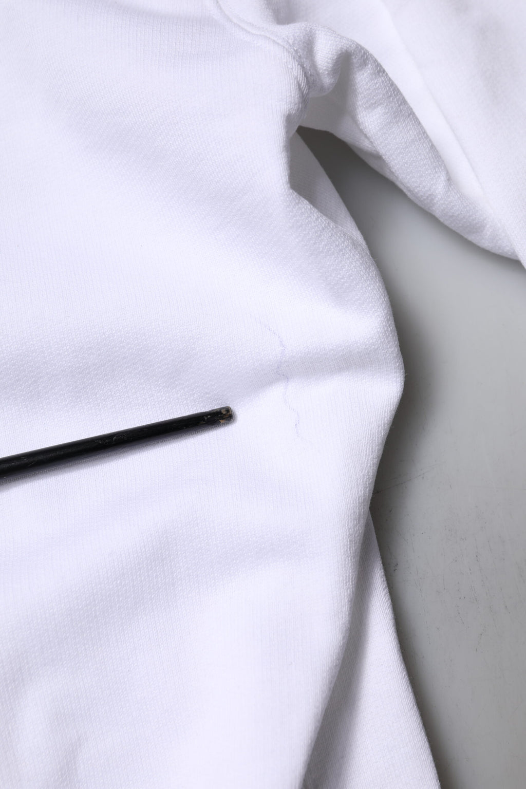 Dolce & Gabbana White Logo Cotton Crew Neck Pullover Sweater