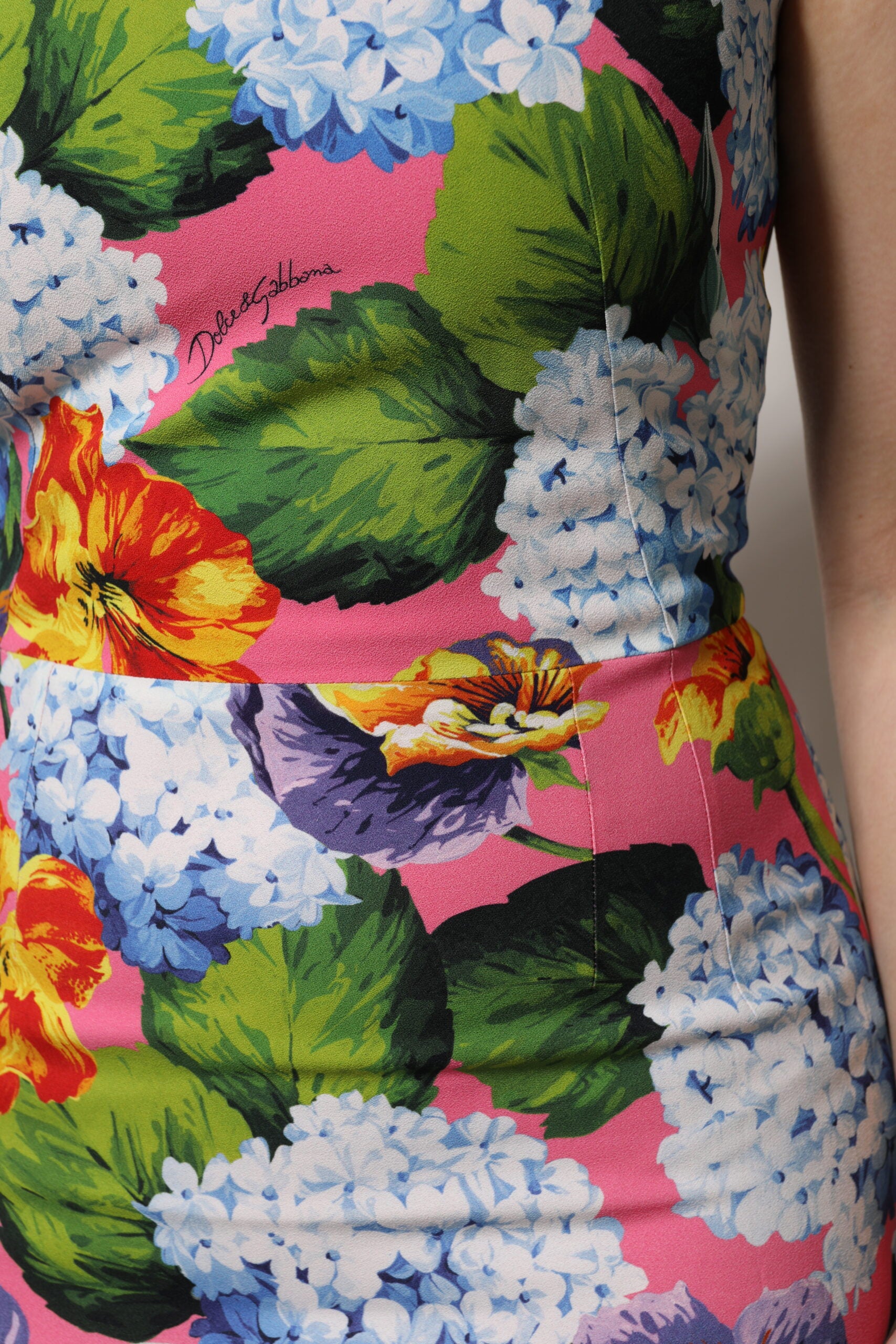 Dolce & Gabbana Multicolor Floral Sleeveless Sheath Dress | Regal Royce