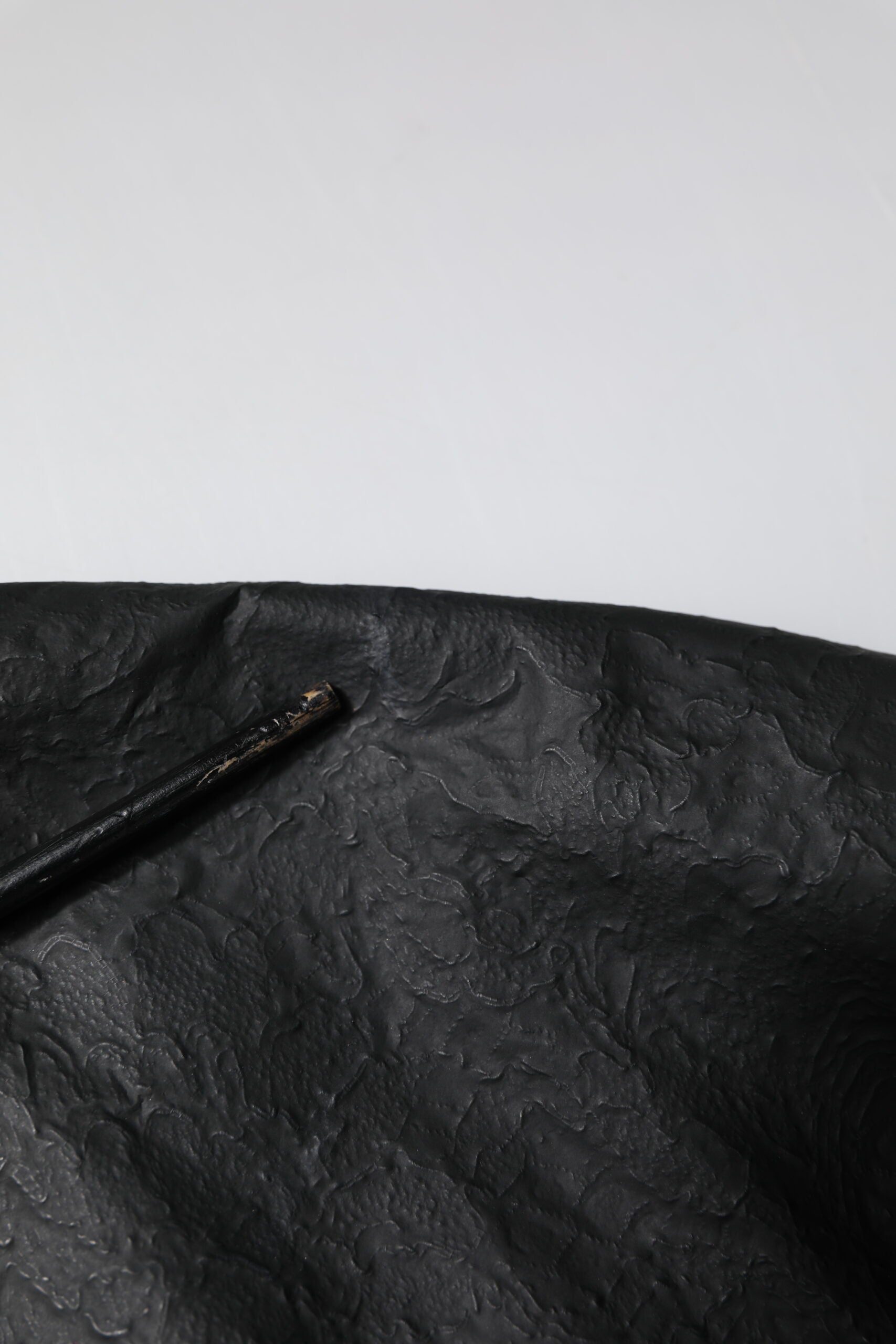 Dolce & Gabbana Black Cotton Short Sleeves V-neck T-shirt | Regal Royce