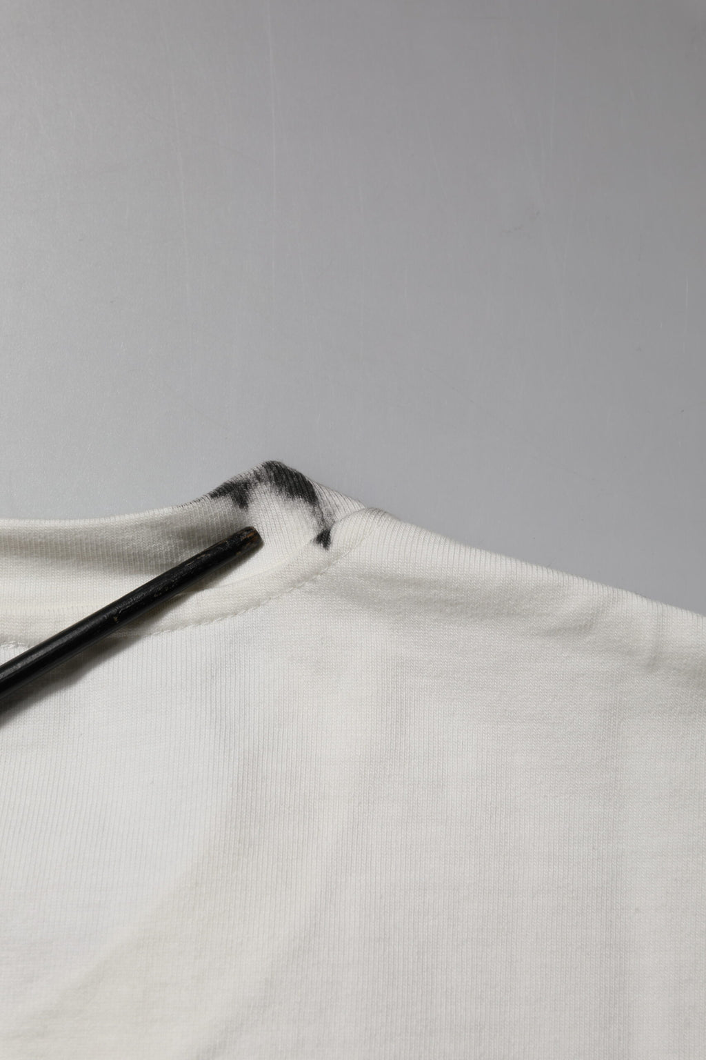 Dolce & Gabbana White Cotton DG Logo Print Round Neck T-shirt