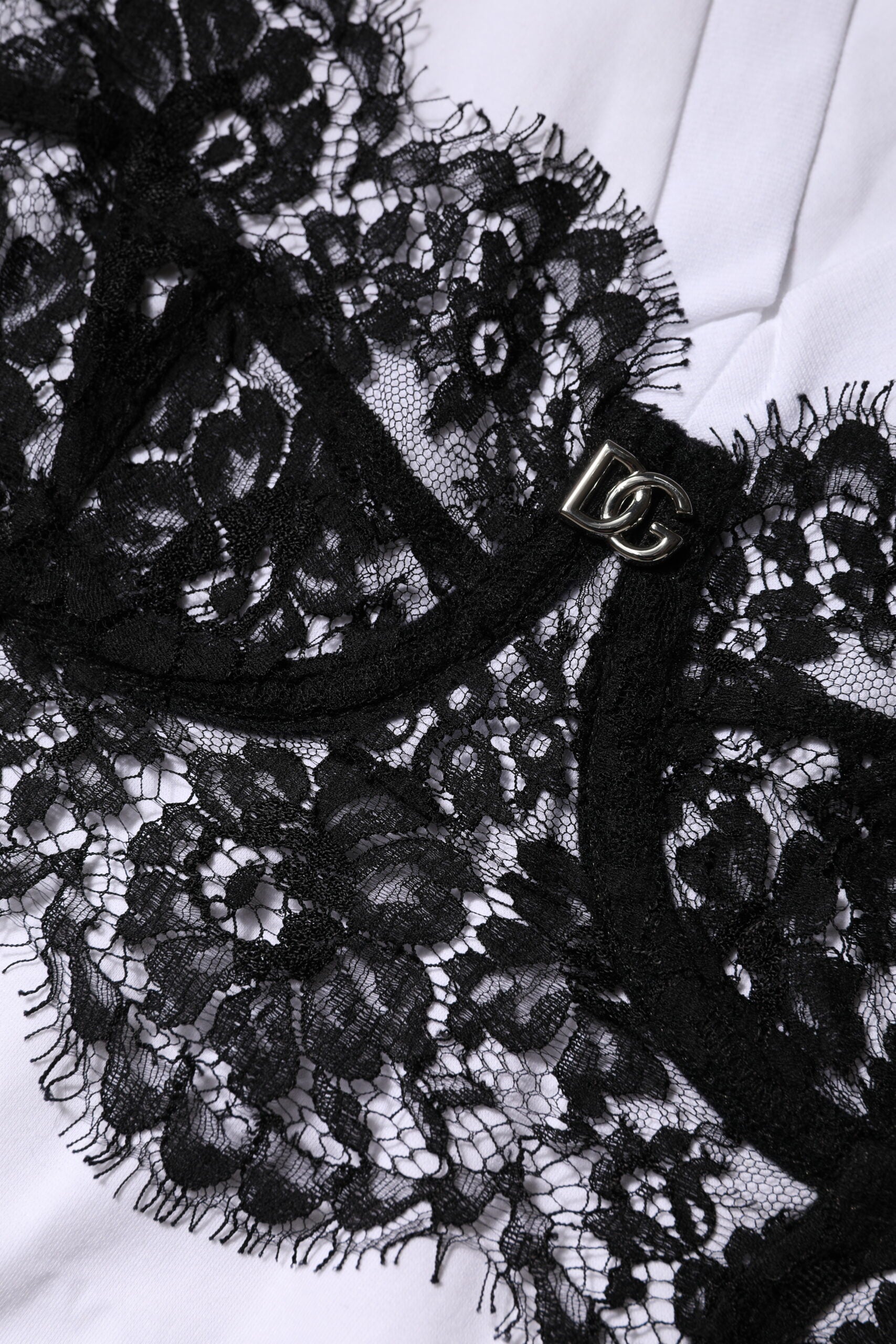 Dolce & Gabbana White Lace Cotton V-Neck Short Sleeves Top | Regal Royce