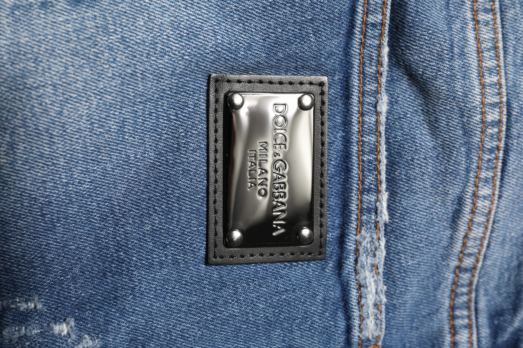 Dolce & Gabbana Blue Washed Cotton Logo Plaque Denim Jeans | Regal Royce