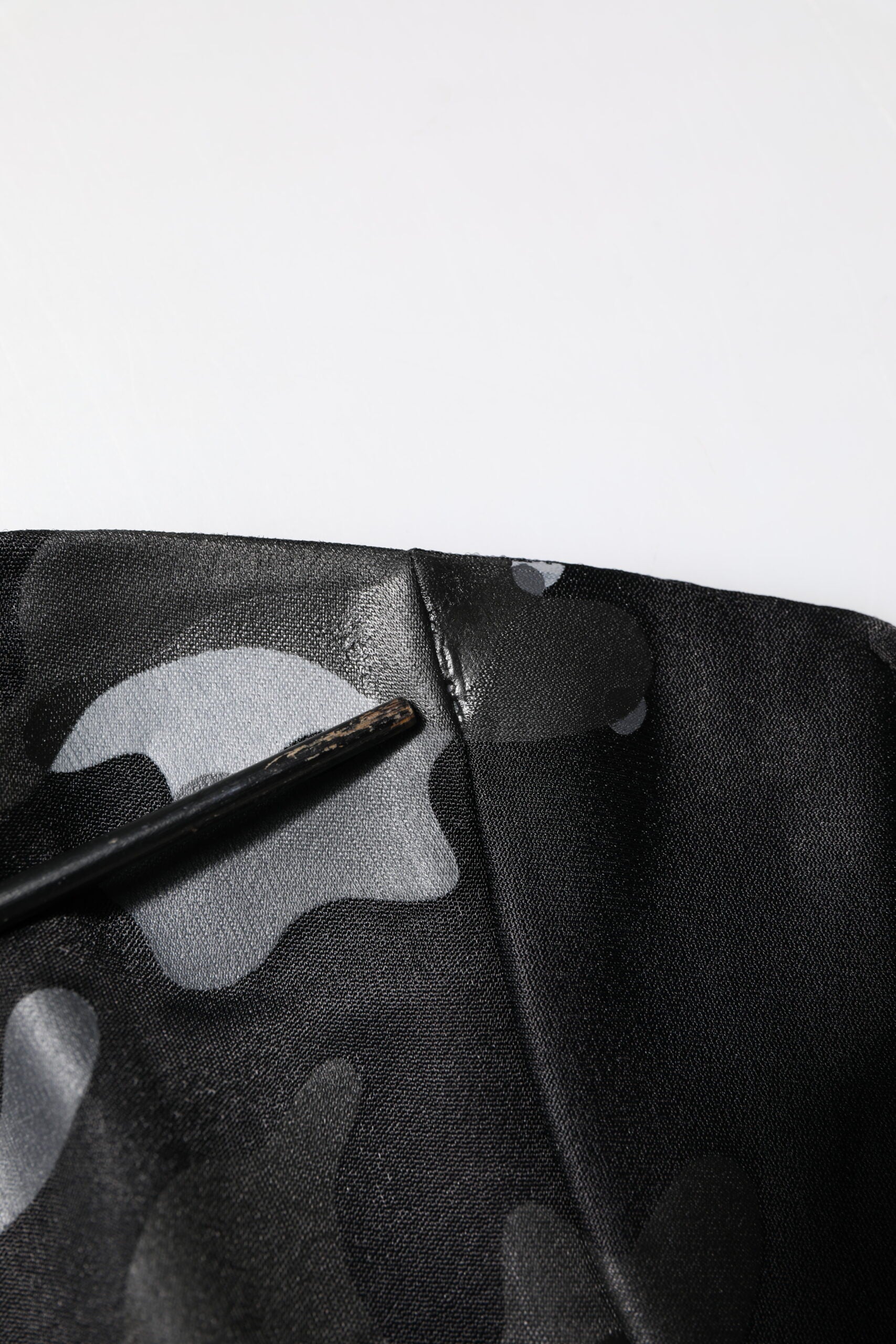 Dolce & Gabbana Black Camouflage Pullover Sweatshirt Sweater | Regal Royce