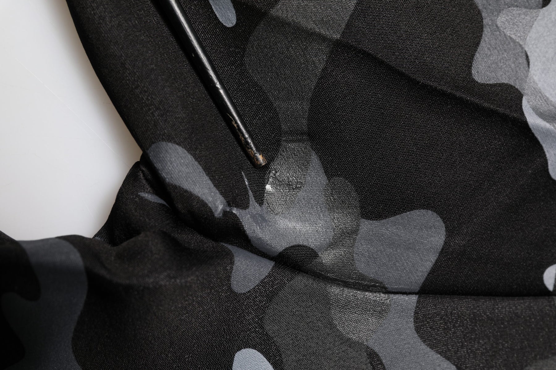 Dolce & Gabbana Black Camouflage Pullover Sweatshirt Sweater | Regal Royce