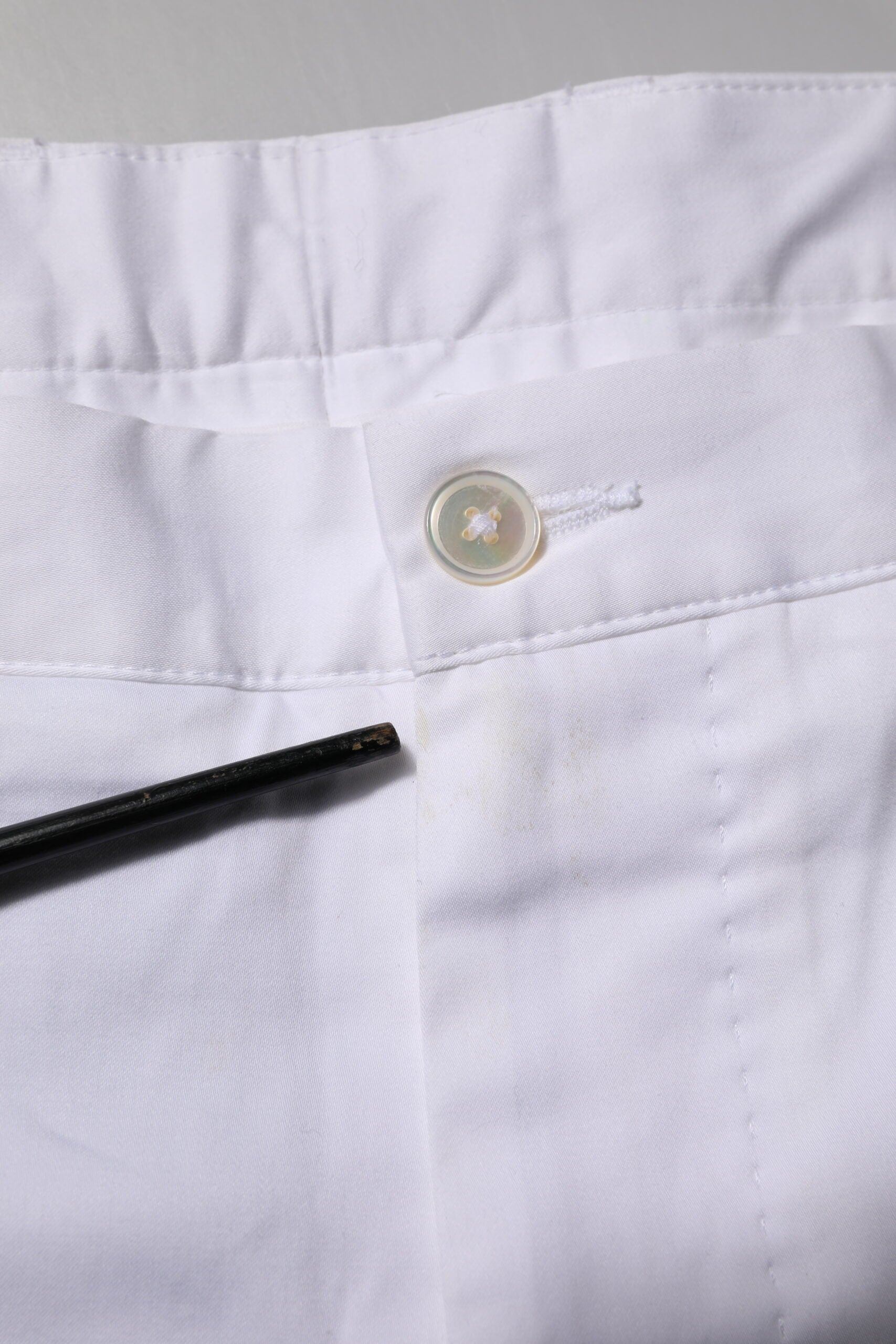 Dolce & Gabbana White Chinos Cotton Stretch Casual Shorts | Regal Royce