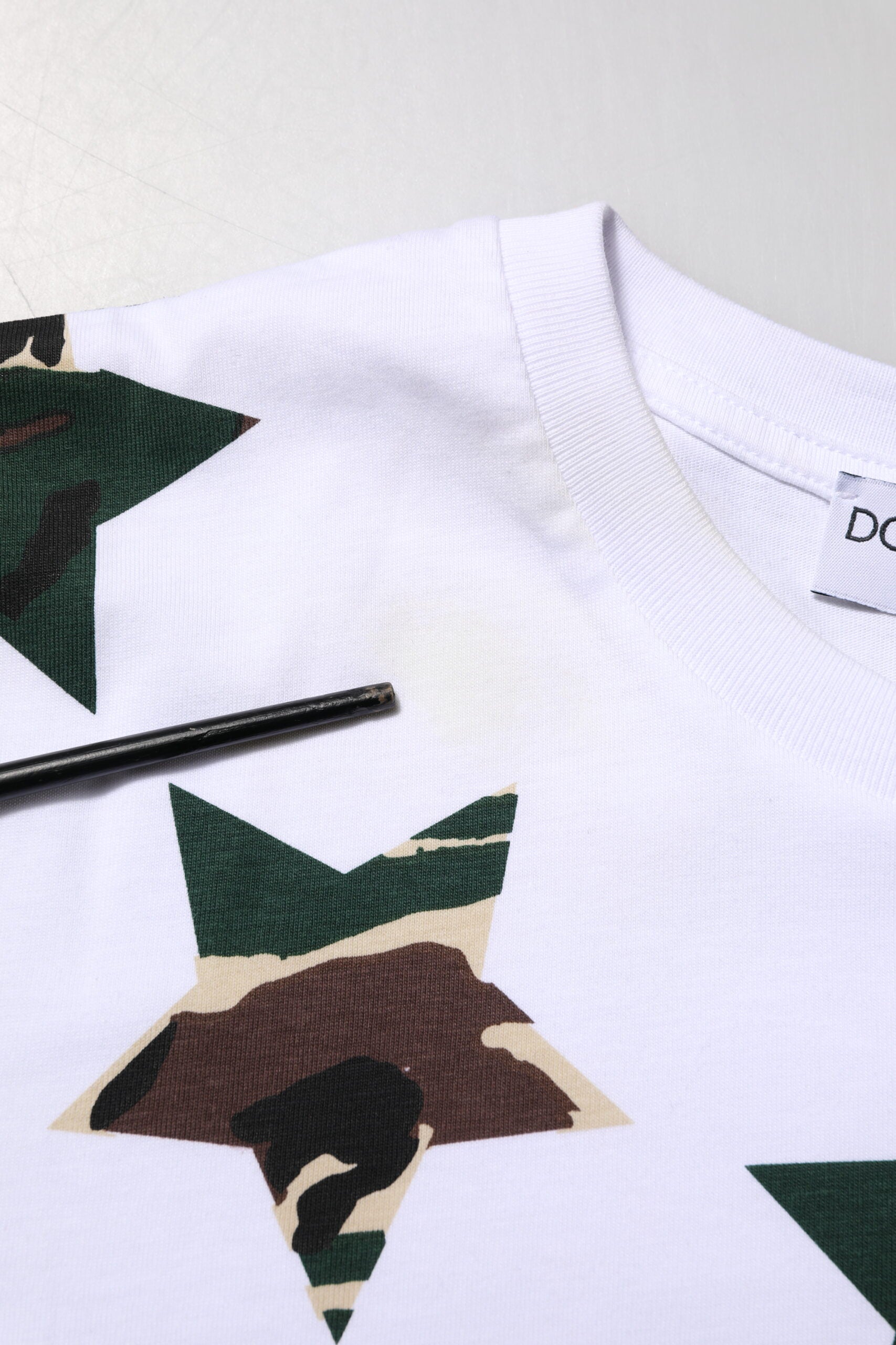 Dolce & Gabbana White Camouflage Cotton Men Crew Neck T-shirt | Regal Royce