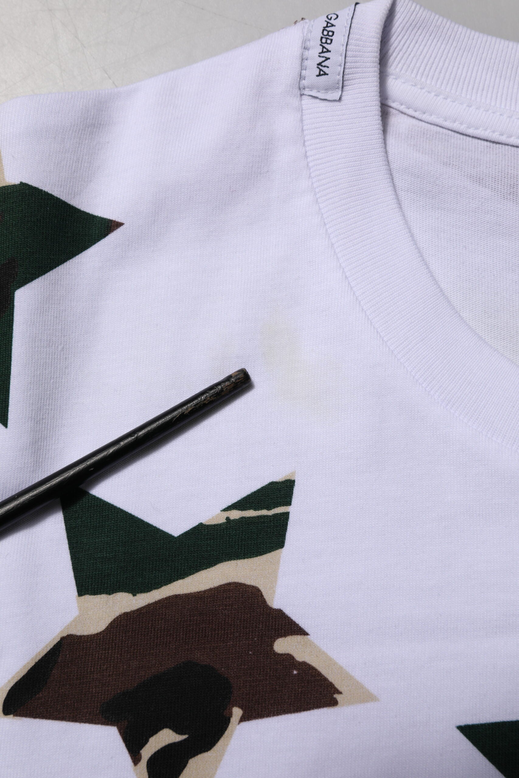 Dolce & Gabbana White Camouflage Cotton Men Crew Neck T-shirt | Regal Royce