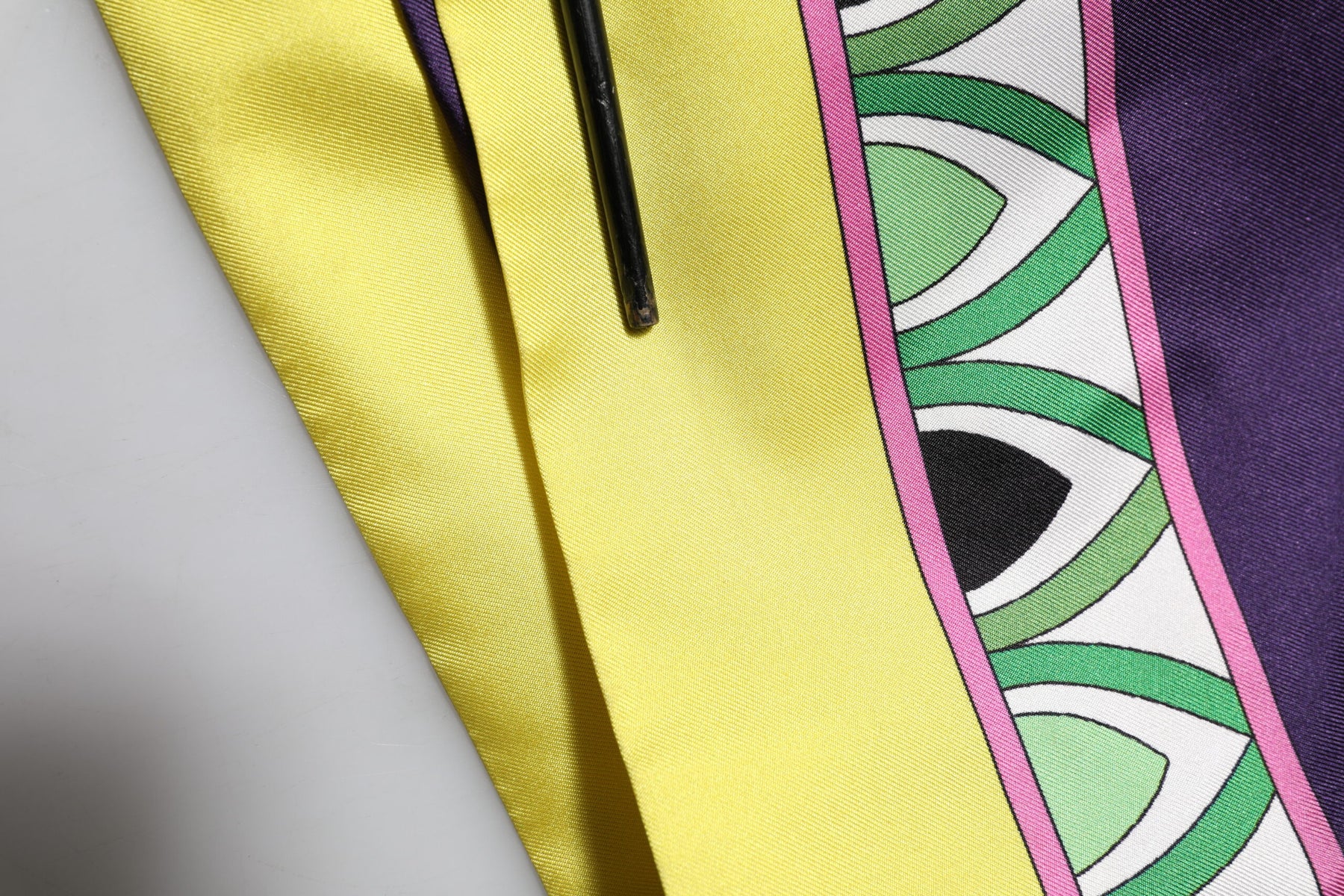 Dolce & Gabbana Blue Floral Print Silk Long Sleeves Wrap Robe | Regal Royce