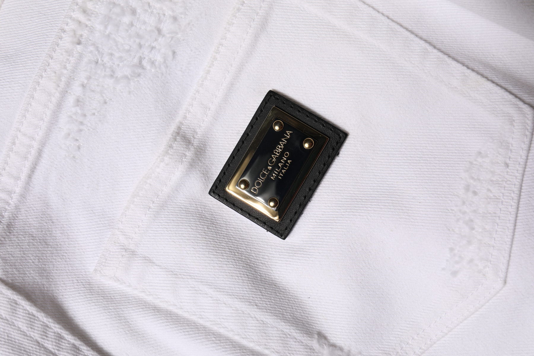 Dolce & Gabbana White Tattered Cotton High Waist Denim Jeans | Regal Royce