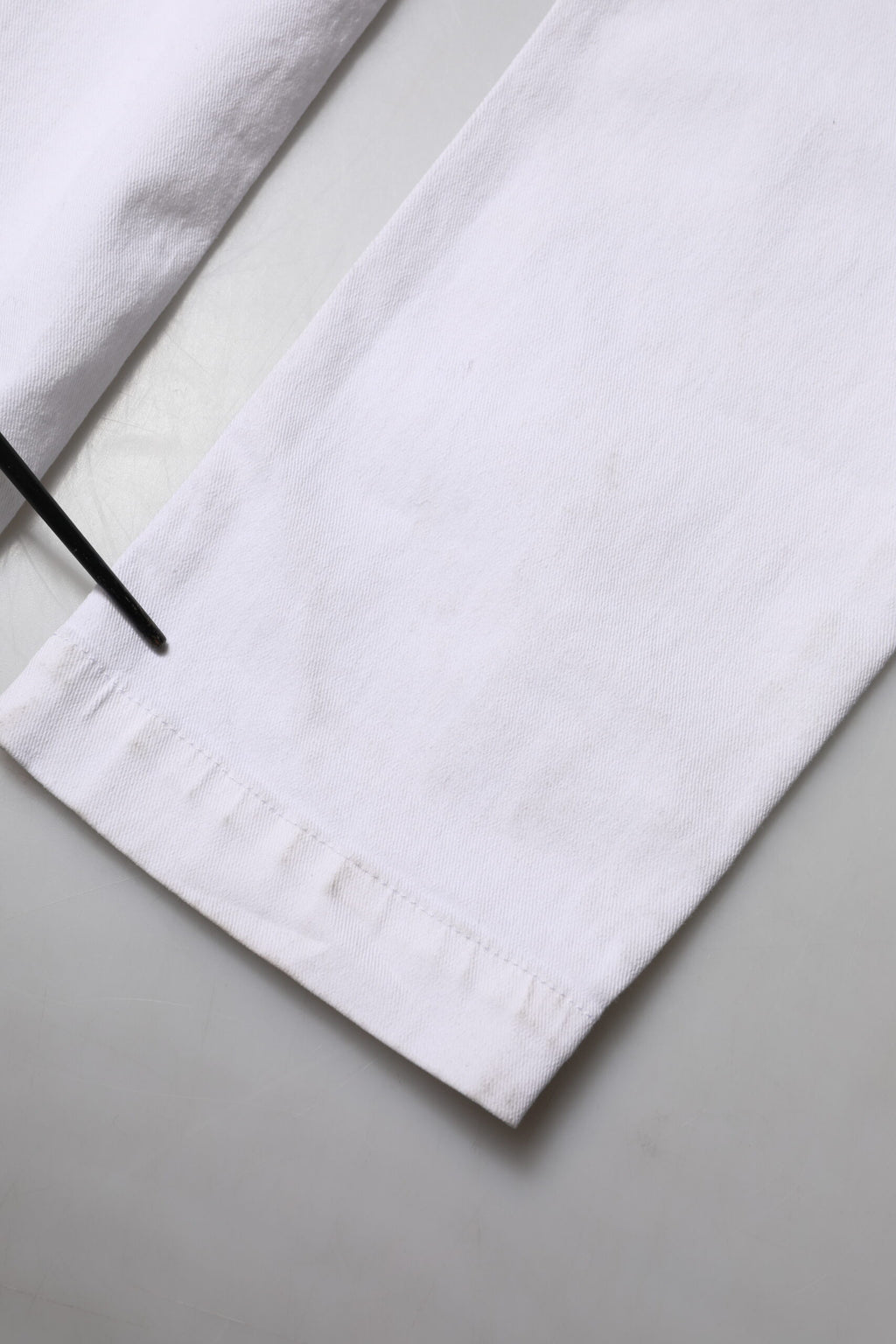 Dolce & Gabbana White Floral Embroidery GIRLY Denim Jeans