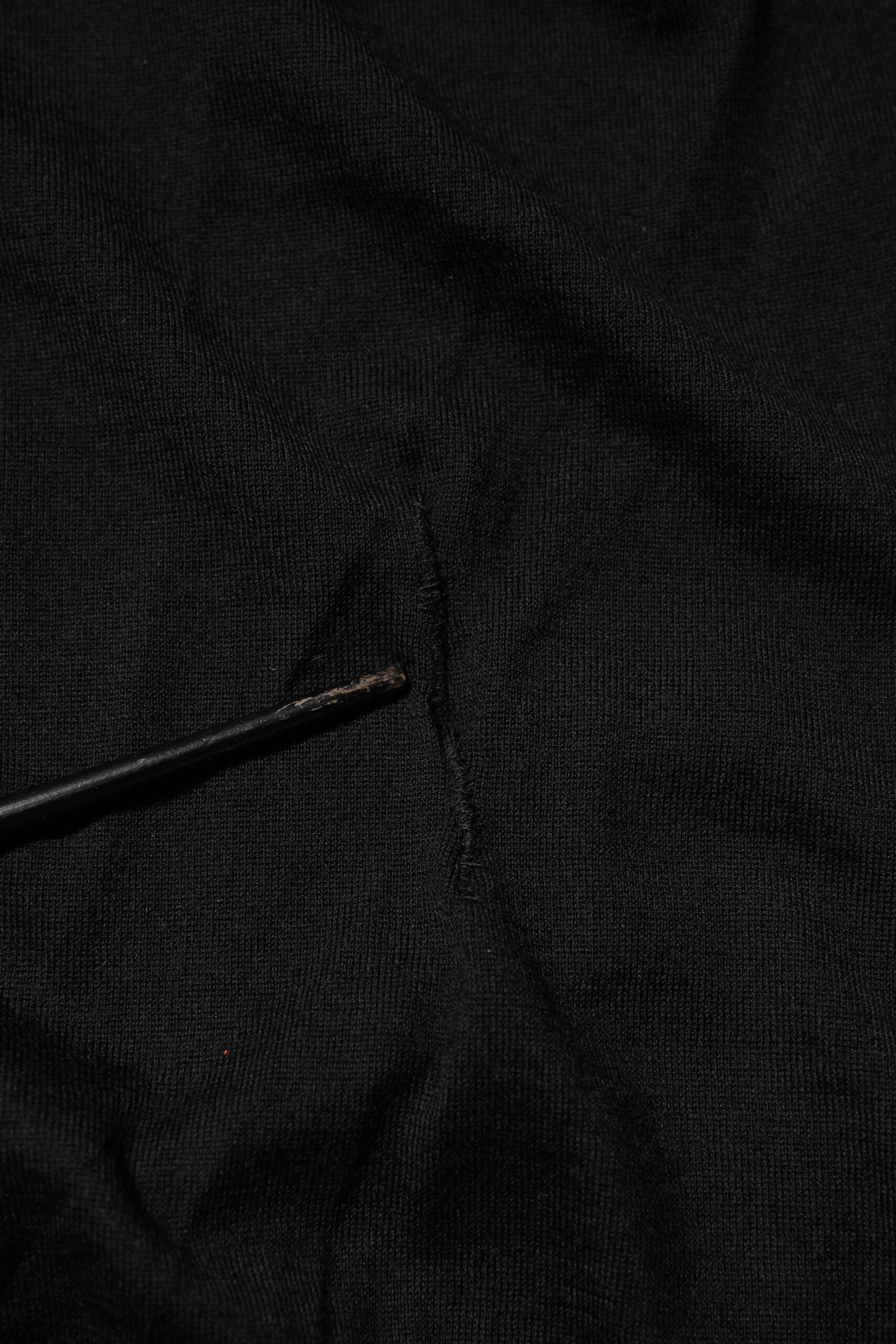 Dolce & Gabbana Black Cashmere V-Neck Long Sleeves T-shirt