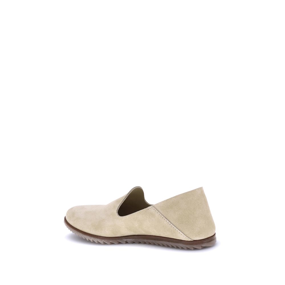 Pedro García Beige Calf Leather Bos Taurus Slip-On Loafers | Regal Royce