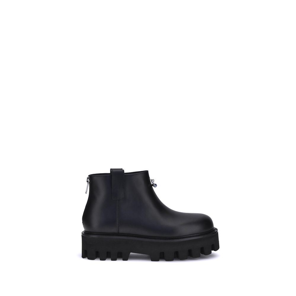 Alexander McQueen Black Calf Leather Bos Taurus Ankle Boots | Regal Royce