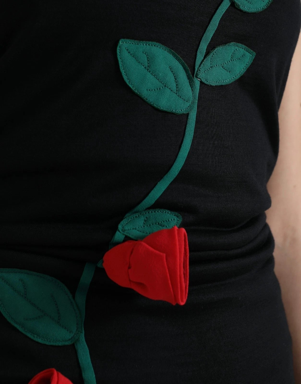 Dolce & Gabbana Black Wool Sleeveless Rose Applique Dress | Regal Royce