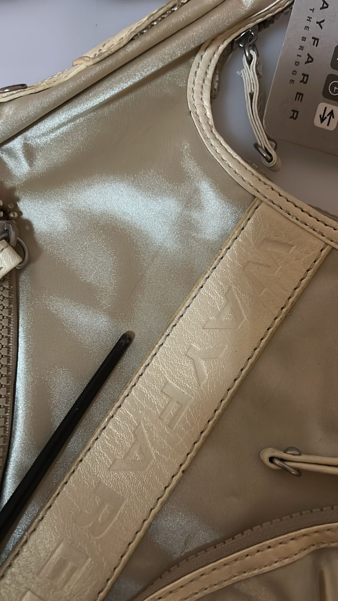 WAYFARER White Shoulder Crossbody Sling Fabric Purse | Regal Royce