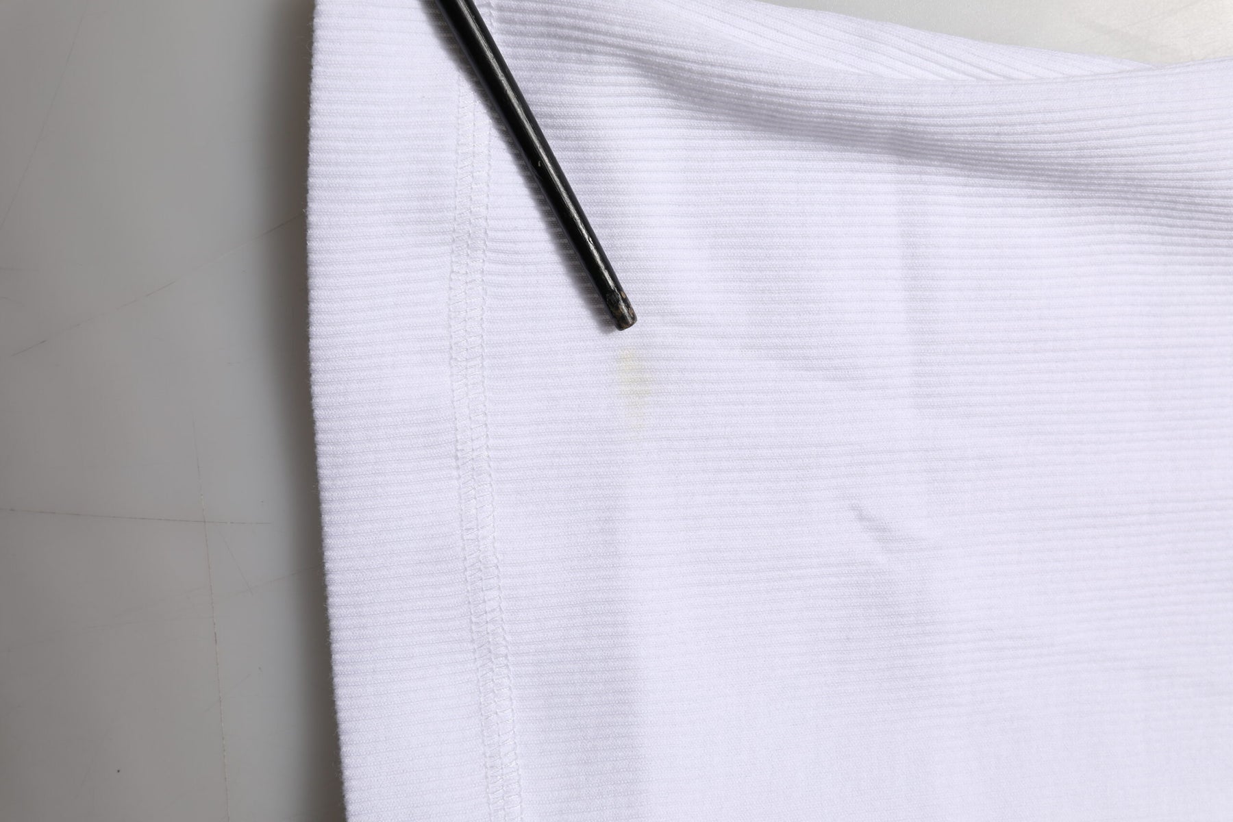 Dolce & Gabbana White Sleeveless Round Neck Tank Top T-shirt | Regal Royce