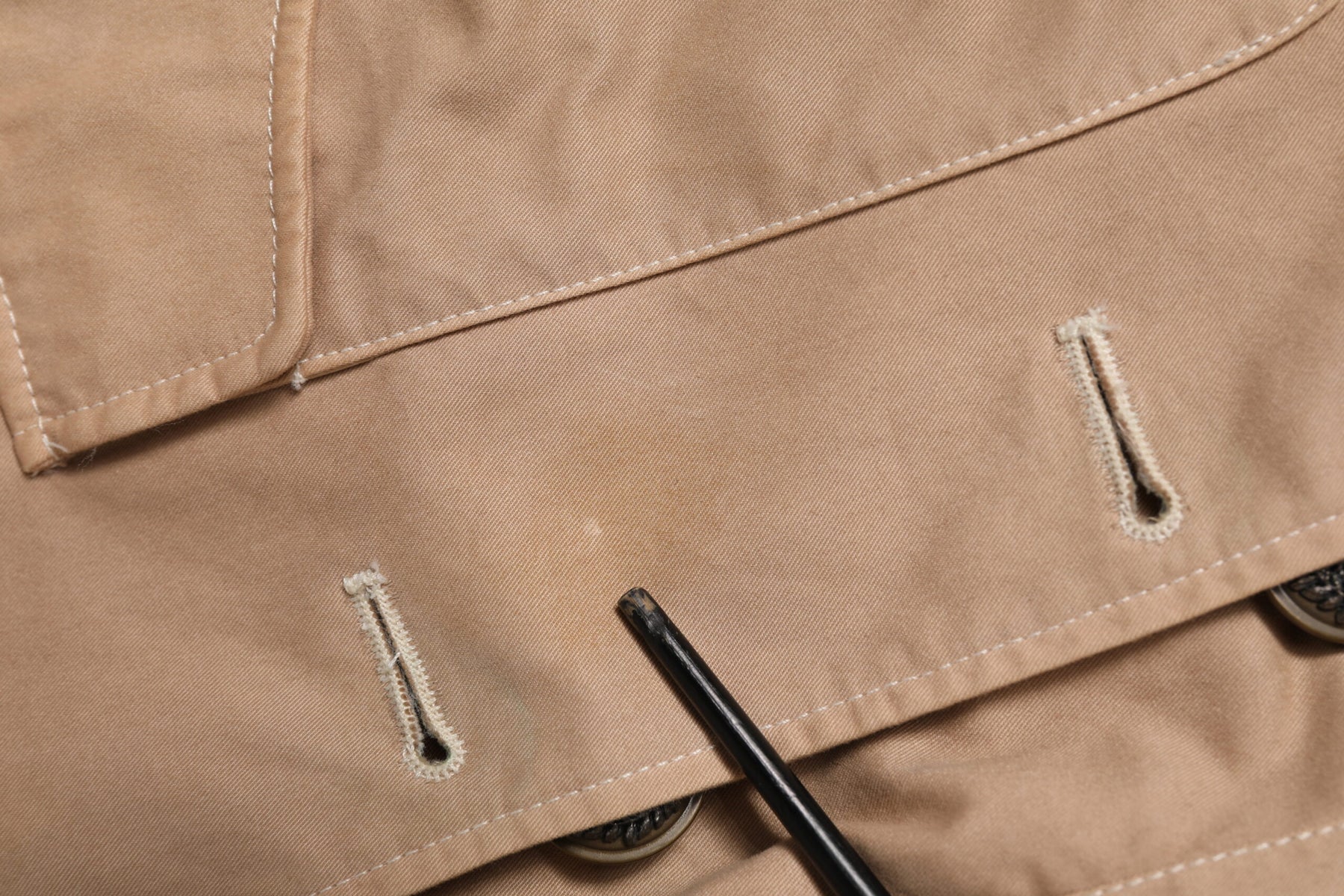 Dolce & Gabbana Beige Cotton Button Up Fitted Cropped Jacket | Regal Royce