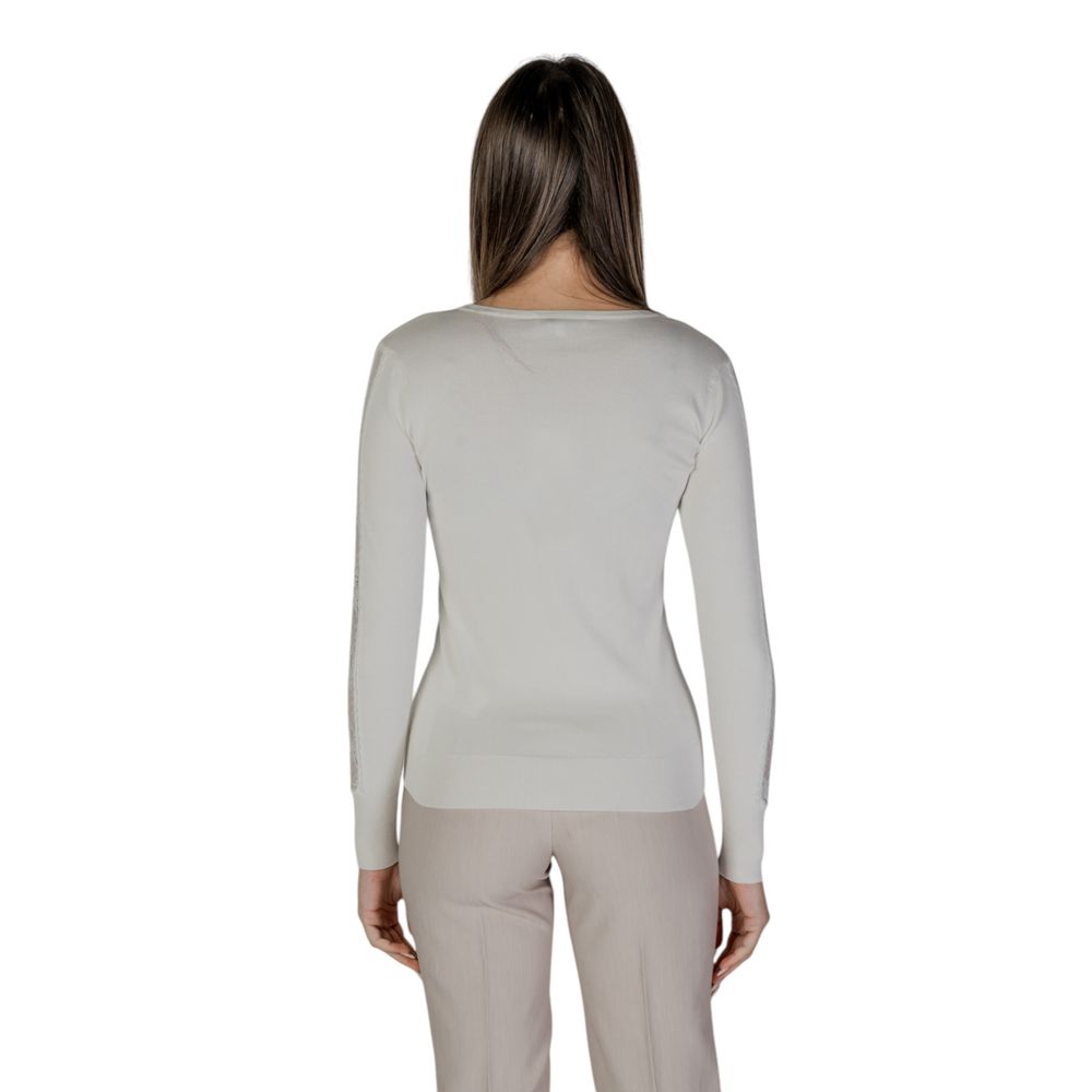Street One Cream Viscose Long Sleeve T-Shirt | Regal Royce