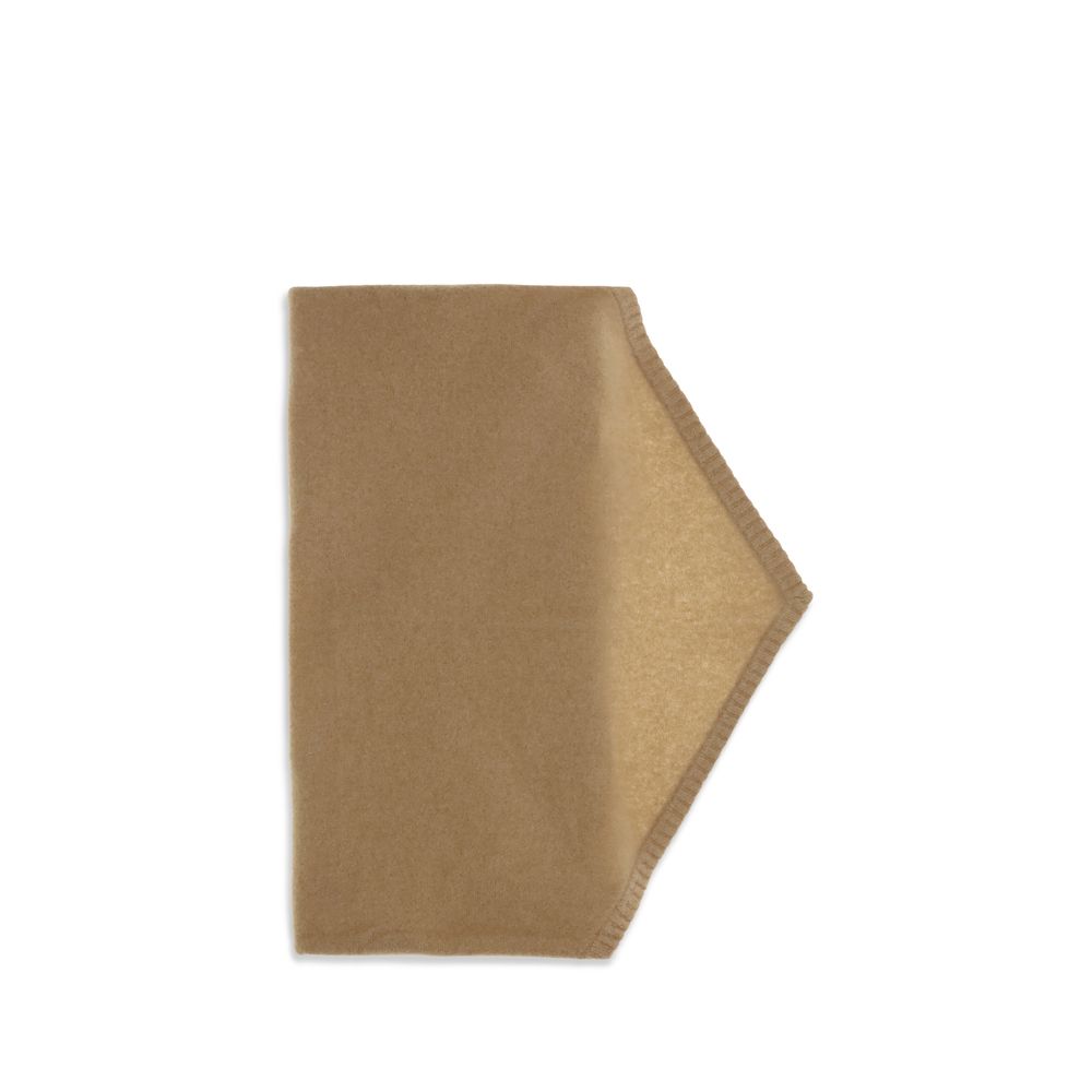 Madeleine Thompson Beige Cashmere Scarf | Regal Royce