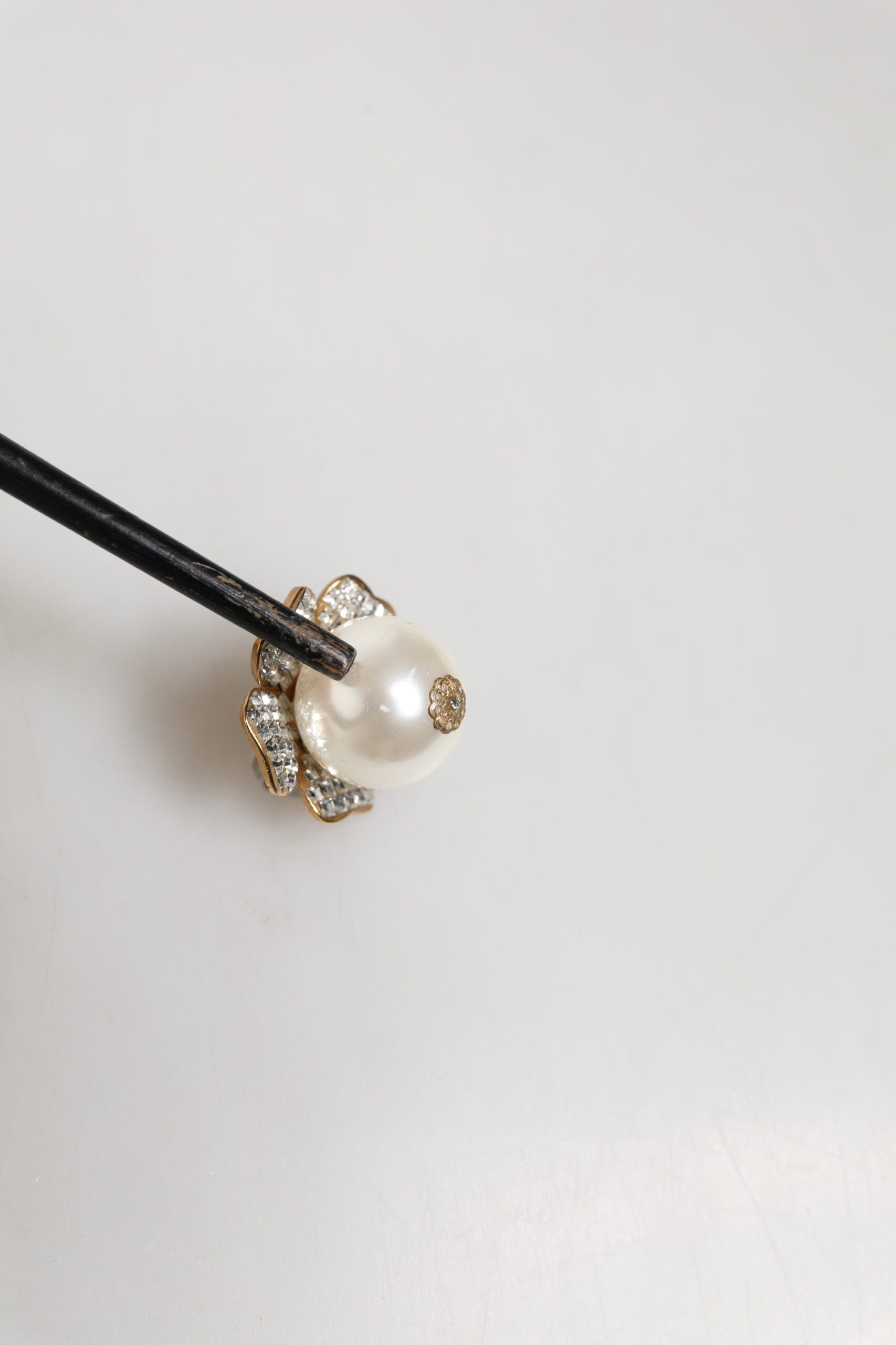 Dolce & Gabbana Gold Tone Maxi Faux Pearl Floral Clip-on Jewelry Earrings | Regal Royce