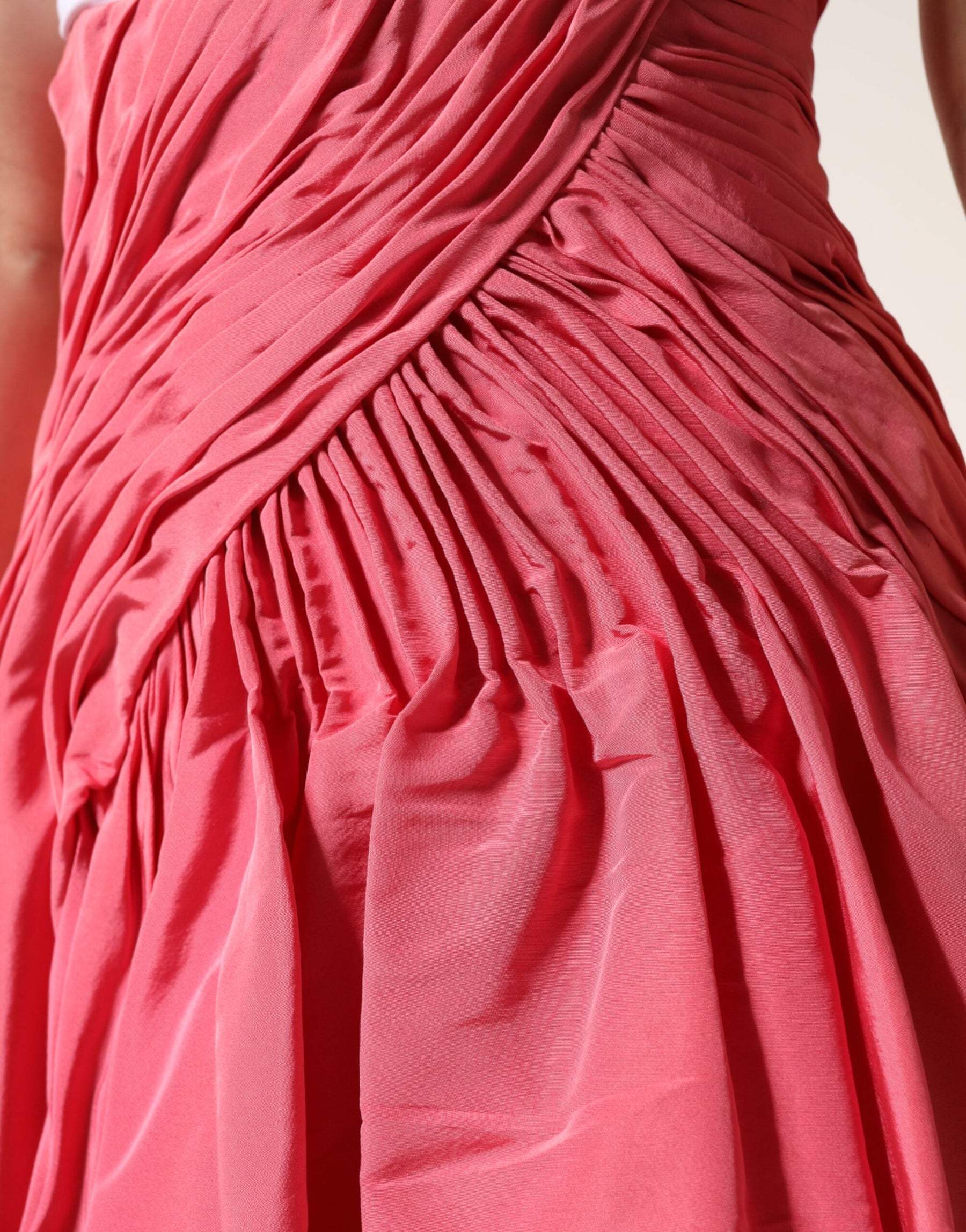 Dolce & Gabbana Pink Silk Pleated High Waist Midi Skirt | Regal Royce