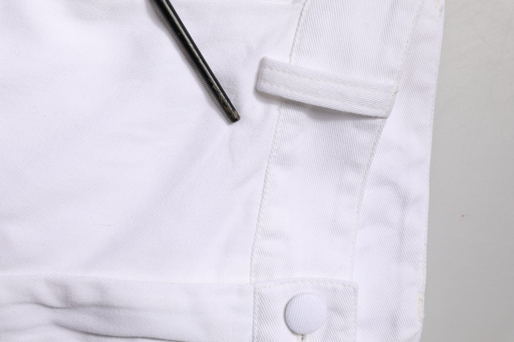 Dolce & Gabbana White Cotton Men Cargo Denim Trouser Jeans | Regal Royce