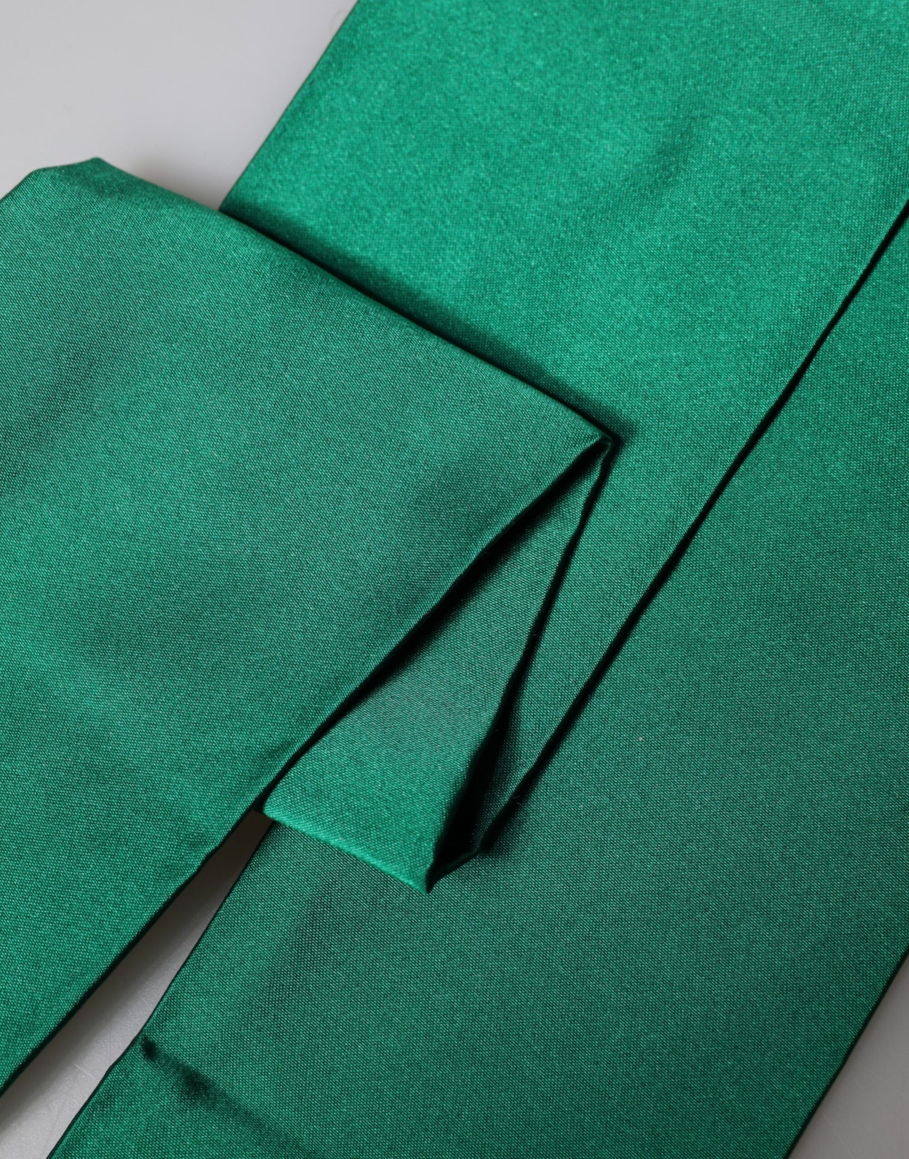 Dolce & Gabbana Green Silk Fringes Neck Wrap Foulard Scarf | Regal Royce